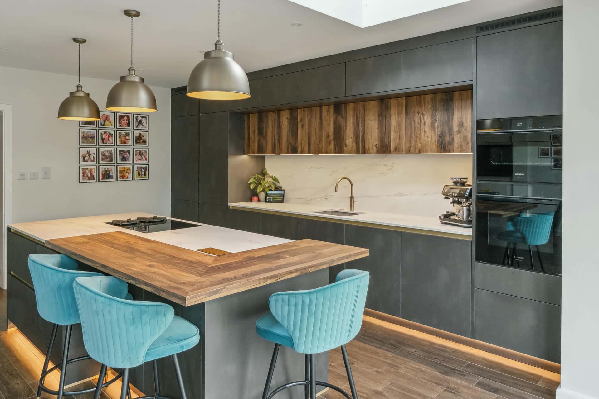 Mr & Mrs Johnston Kitchen