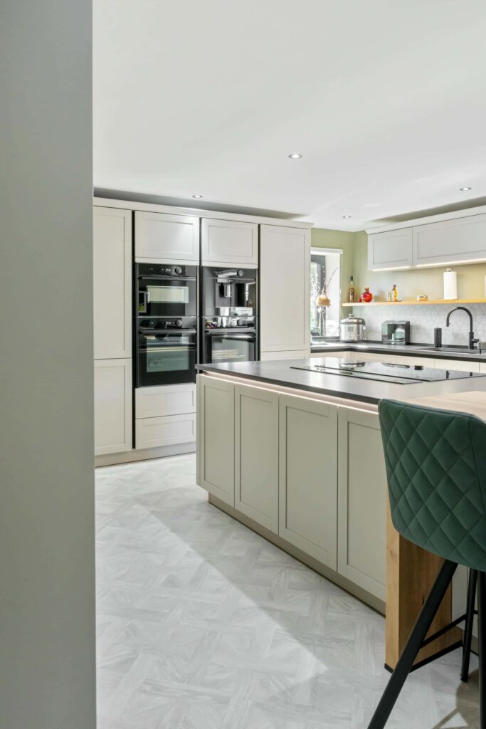 Newport, Pebble Grey — image 7