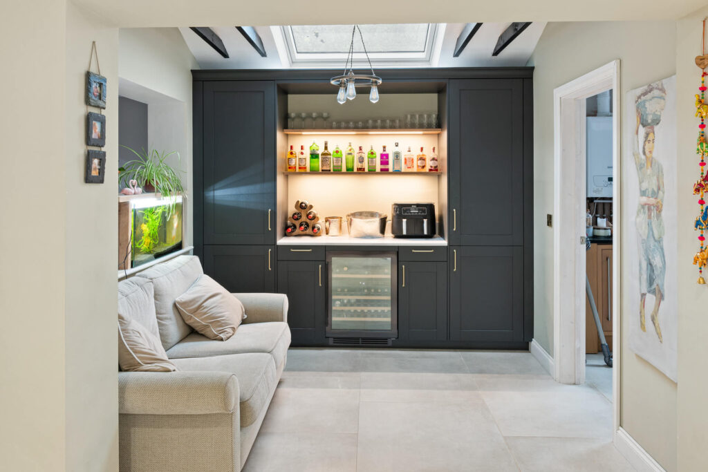 Casa, Sand Grey / Lava — image 5