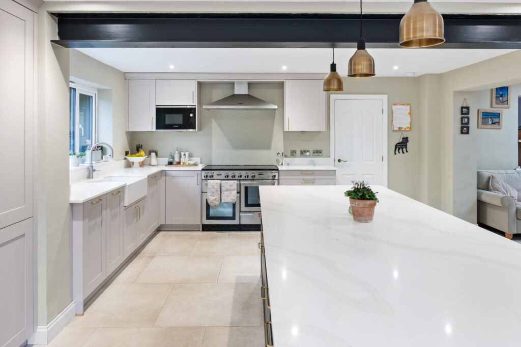 Casa, Sand Grey / Lava — image 10