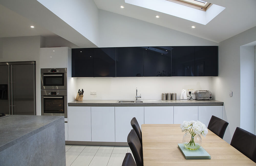 Fino, Blue and White Gloss — image 3