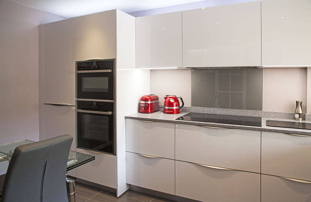 Uni Gloss, Crystal White — image 5