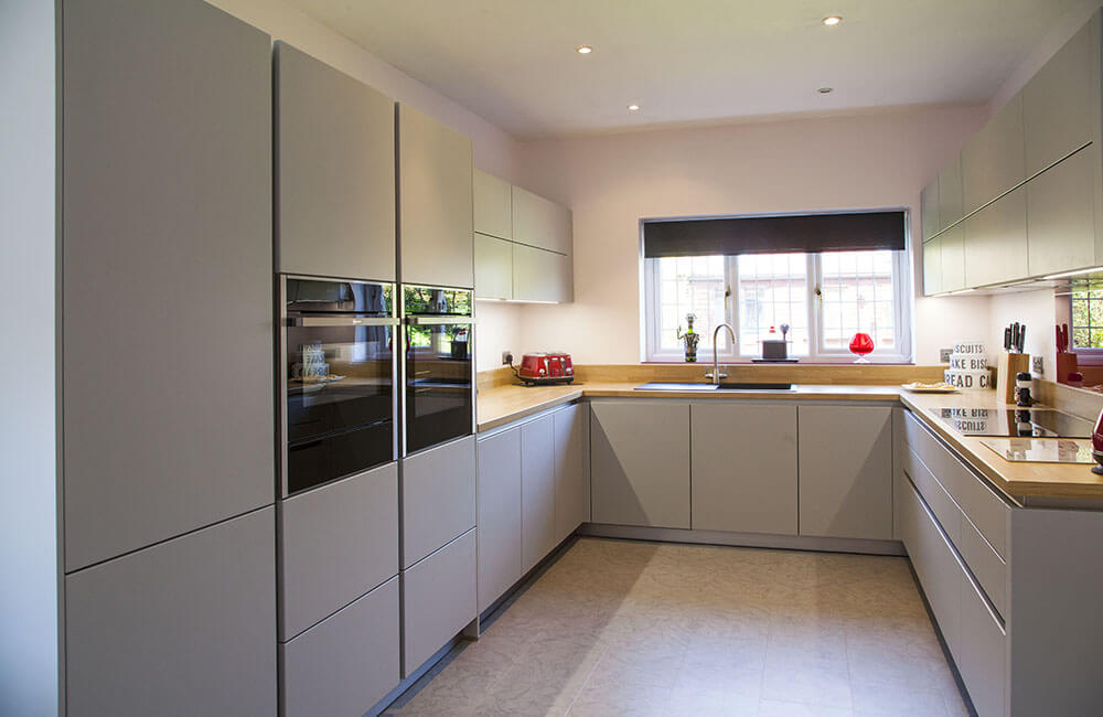 Biella, Stone Grey Satin — image 3