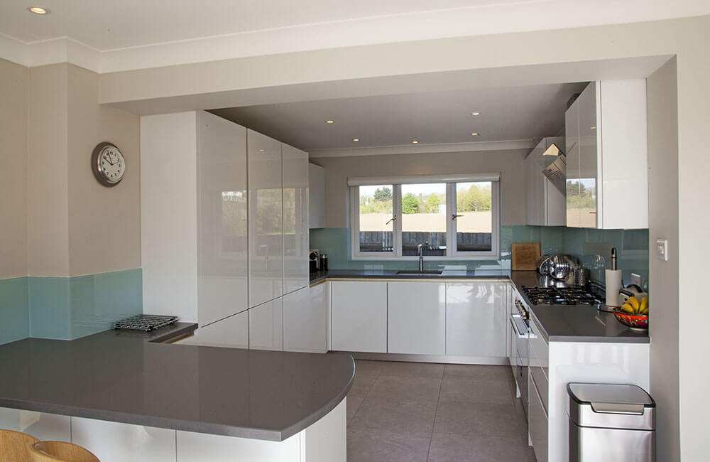 Gala, Crystal White Gloss Kitchen